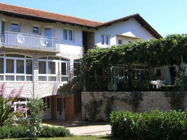 Hotel Pansion Pero Elez Međugorje Exterior foto